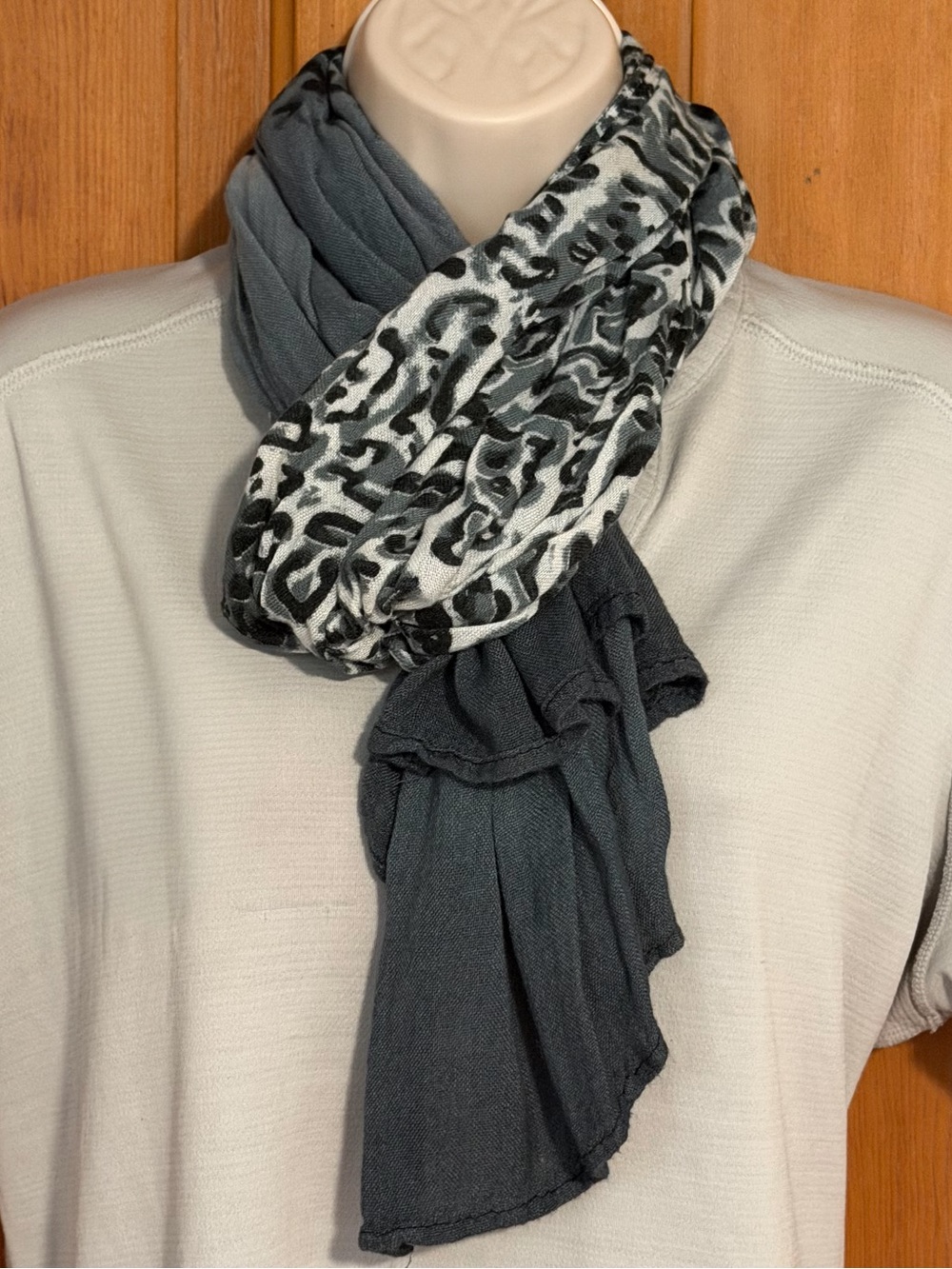Blue Ombré Leopard Print Fashion Scarf - Viscose